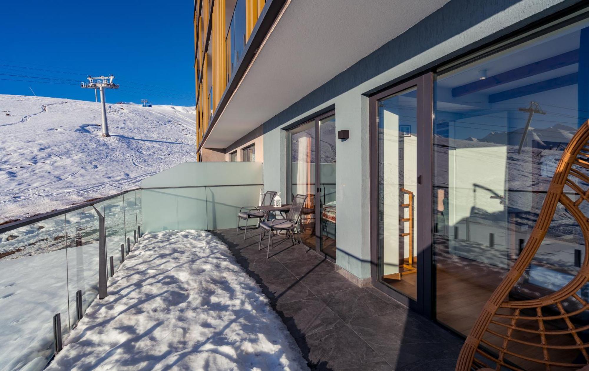 Atrium New Gudauri Apartment Bagian luar foto